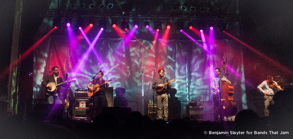 Yonder Mountain String Band & The Travelin' McCourys at Jannus L